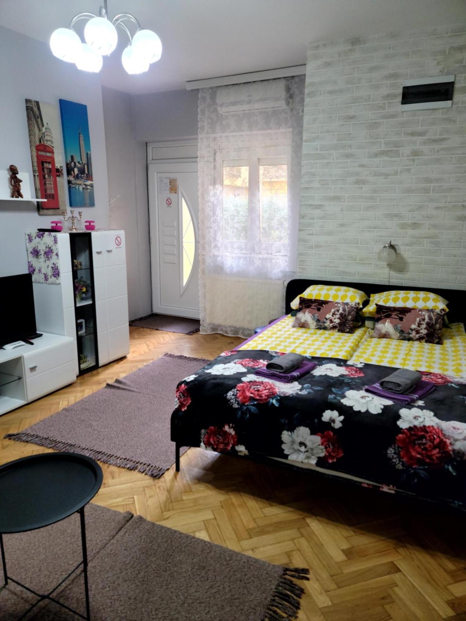 Apartman "Garden" Apartman Újvidék Kültér fotó