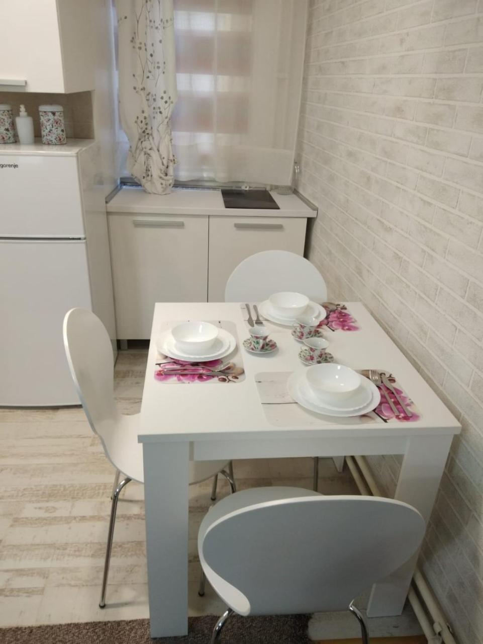 Apartman "Garden" Újvidék Kültér fotó